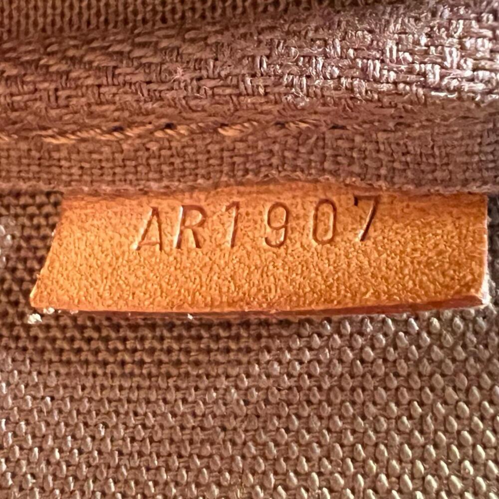 LOUIS VUITTON Brown Monogram Canvas Pochette Pouch - Picture 13 of 13